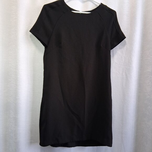 34. Forever 21 Black Short Sleeve Relaxed Fit Classic Black Mini Dress - Picture 4 of 4